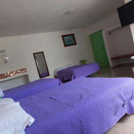 Airport Sleepy Inn Cancún Exteriör bild